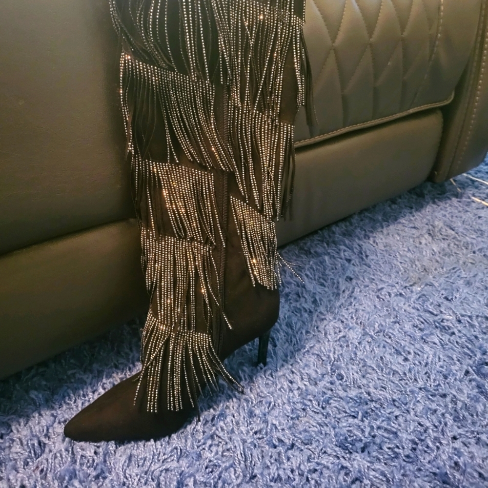 Heeled boots, sparkle fringe